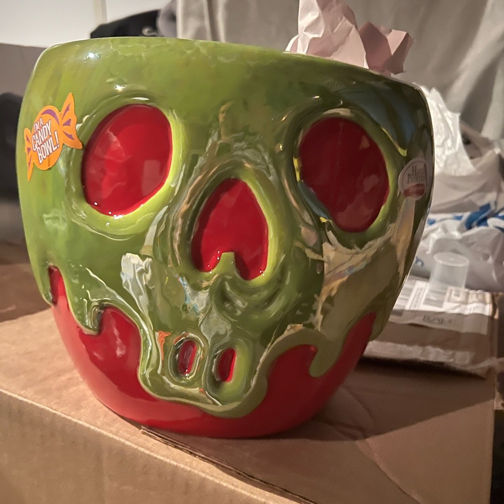 COPY - Apple poison candy jar